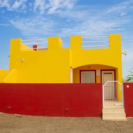 Cosy & Relax Yellow House 5Mn Walk From The Beach! Calheta Ngoại thất bức ảnh
