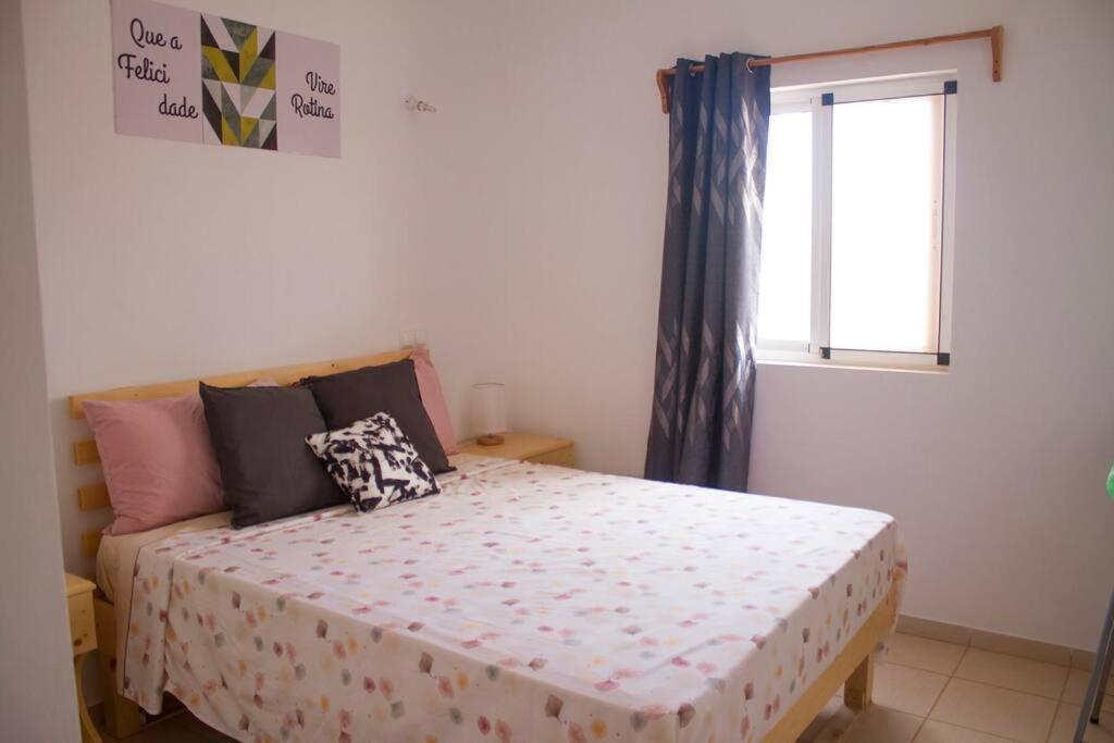 Cosy & Relax Yellow House 5Mn Walk From The Beach! Calheta Ngoại thất bức ảnh